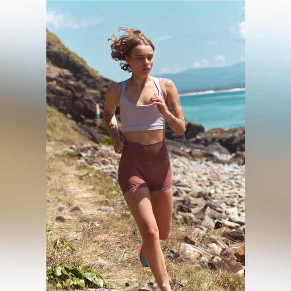 Free People • FP Movement Good Karma Running Shorts - Picture 14 of 15